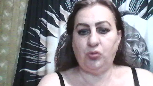 LoaqLovew online show from 06.14.26