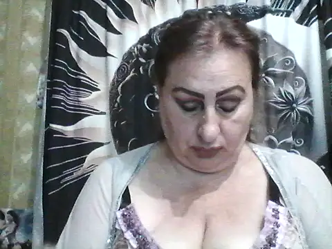 LoaqLovew online show from 06.26.26