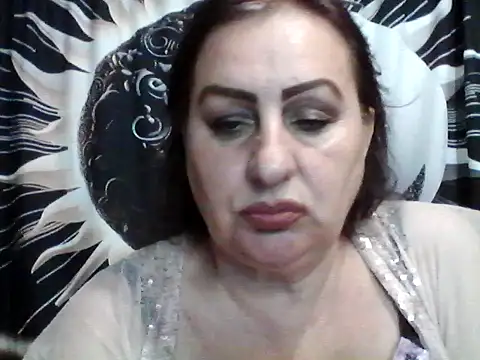 LoaqLovew online show from 07.05.26