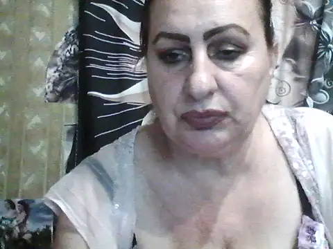 LoaqLovew online show from 07.28.26