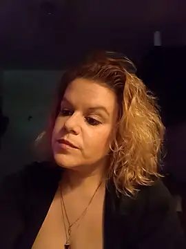 Maryquenn online show from 05.21.26