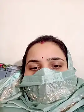 Snapshot of khushibaby85 chatting on 05.05.26 khushibaby85 online show from 05.05.26