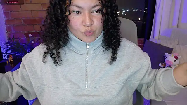 MissBronte online show from 06.25.26