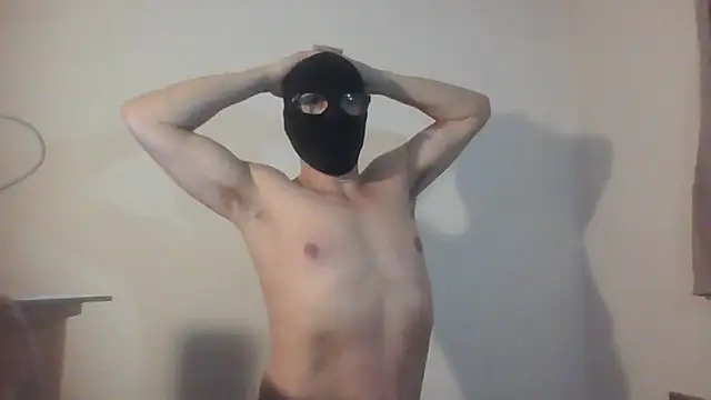 Snapshot of maskedilf chatting on 04.26.26 maskedilf online show from 04.26.26