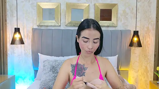 Snapshot of Sophie_Vega chatting on 07.15.26 Sophie Vega online show from 07.15.26