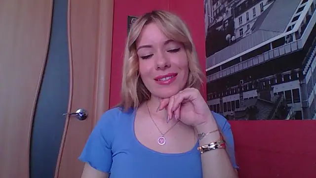 Snapshot of Softy_Aura_ chatting on 05.07.26 Softy Aura online show from 05.07.26