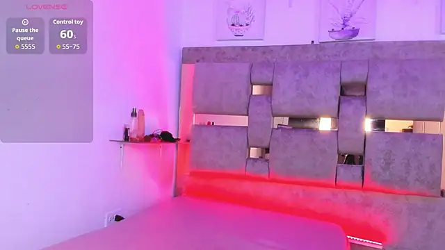 Playful Violet online show from 05.27.26