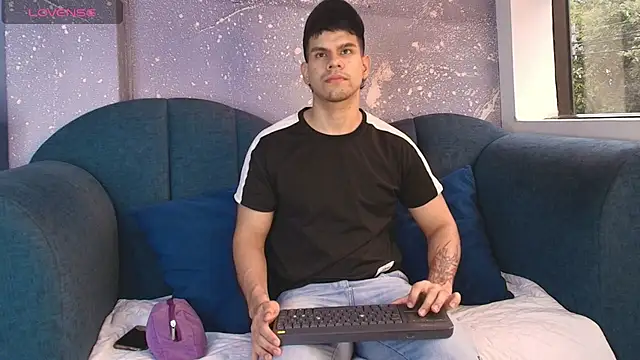 Derek Voss online show from 06.30.26