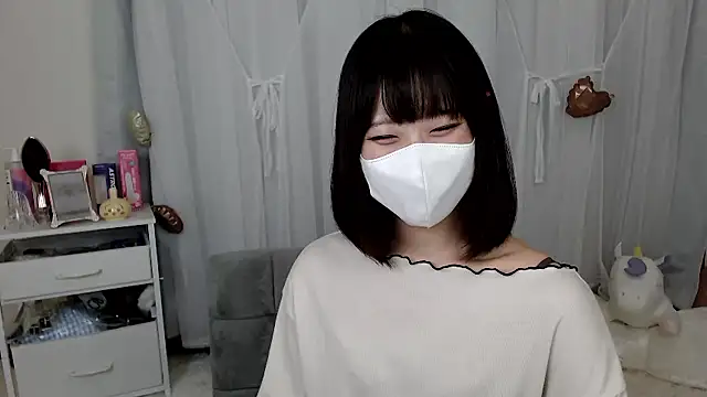 mii  tan online show from 05.10.26
