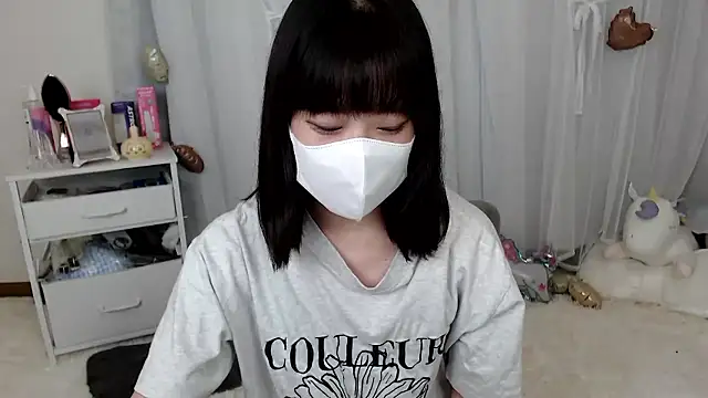 mii  tan online show from 06.06.26