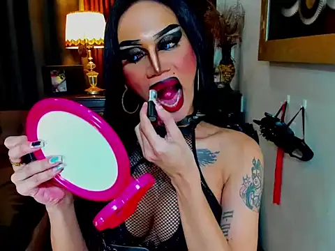 Snapshot of lubottarah chatting on 05.20.26 lubottarah online show from 05.20.26