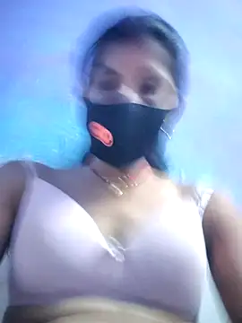 RUHI 1143 online show from 07.18.26
