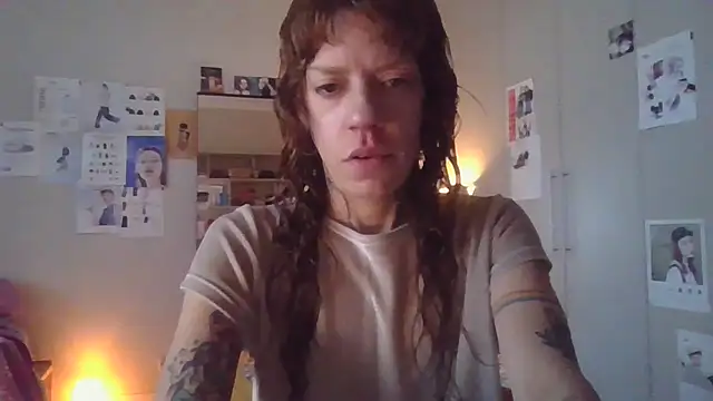 Snapshot of plsmecha chatting on 07.18.26 plsmecha online show from 07.18.26