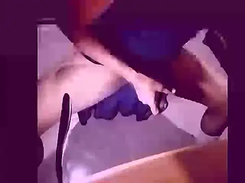 Snapshot of EnjoyMex69 chatting on 02.08.26 EnjoyMex69 online show from 02.08.26