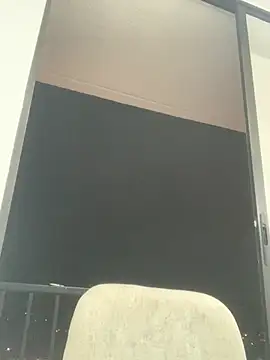 Snapshot of doll_emberr chatting on 06.18.26 doll emberr online show from 06.18.26