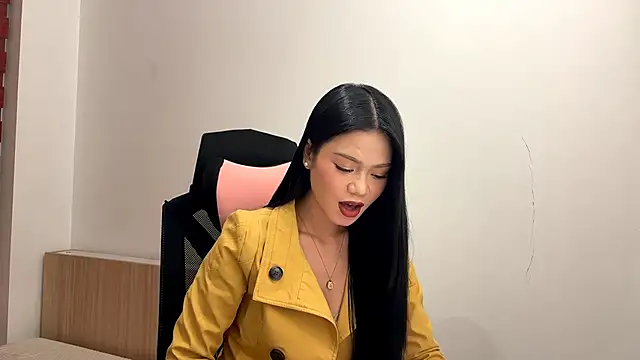 WynellAveritt online show from 04.30.26