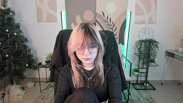 NyxCalderra online show from 05.04.26