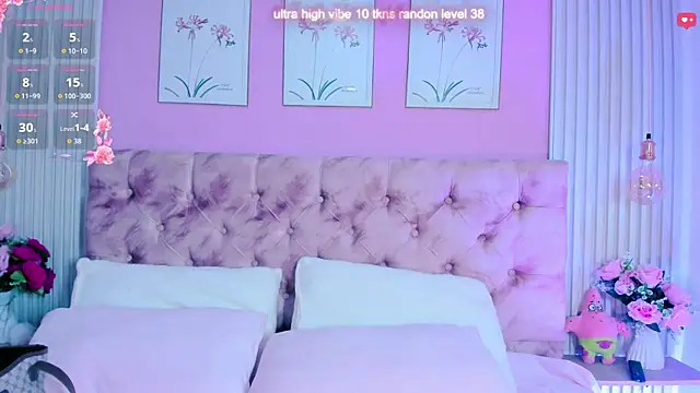 Ariana west  online show from 05.13.26