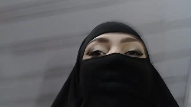 nadia  abaud online show from 06.06.26