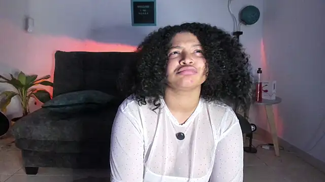 Snapshot of Nerea- chatting on 07.19.26 Nerea- online show from 07.19.26