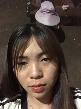 Snapshot of Hana_pusy chatting on 04.25.26 Hana pusy online show from 04.25.26