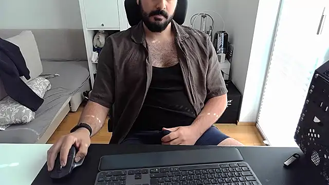 Voyagercam online show from 05.02.26