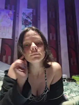 sweet angely online show from 04.28.26