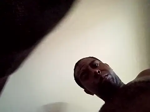 TomFrm69 online show from 04.26.26