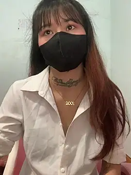 Lilyy18 online show from 05.02.26