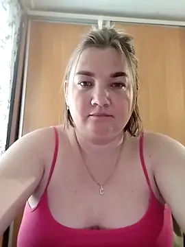 MiyaOlliver online show from 05.04.26