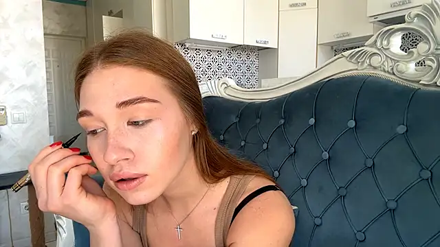NamiRedhead online show from 04.28.26