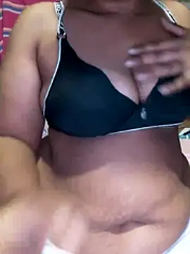 Snapshot of shashini97 chatting on 07.28.26 shashini97 online show from 07.28.26
