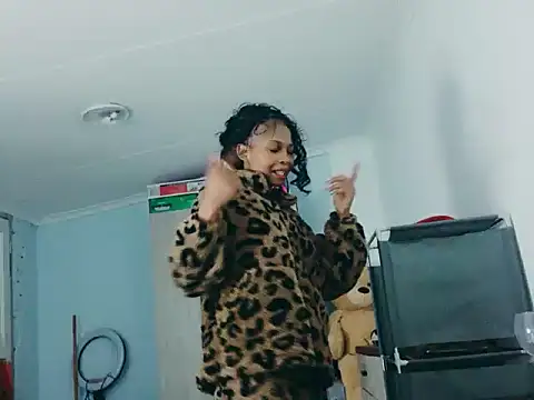Black Satin online show from 07.12.26
