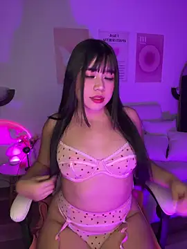 iEmily  online show from 06.07.26