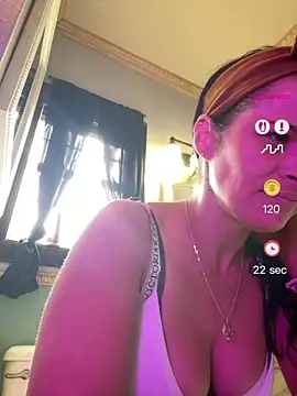 Vanessa Valentine online show from 06.17.26