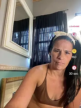 Vanessa Valentine online show from 07.22.26