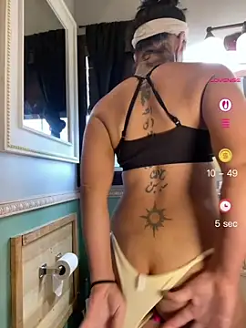Vanessa Valentine online show from 07.23.26