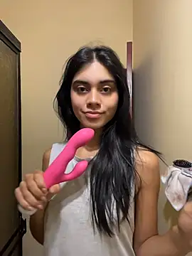 mia moonna online show from 06.12.26