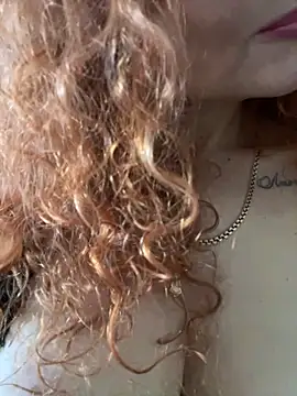 Snapshot of kisulya chatting on 09.28.25 kisulya online show from 09.28.25