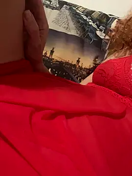 Snapshot of kisulya chatting on 12.14.25 kisulya online show from 12.14.25