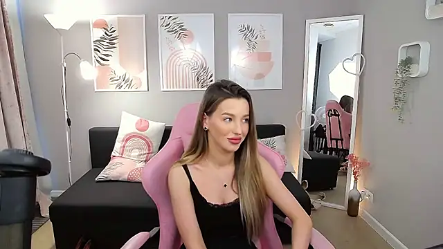 ZarinaGloss online show from 05.05.26