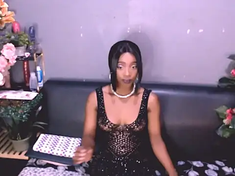 LolaSavageXO online show from 05.19.26