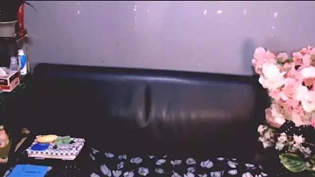 LolaSavageXO online show from 05.29.26