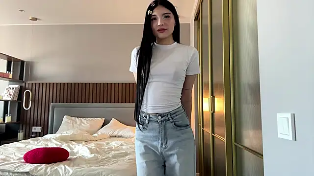 MerlynPoor online show from 05.03.26
