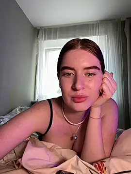 Snapshot of Lili_of_sin chatting on 07.07.26 Lili of sin online show from 07.07.26