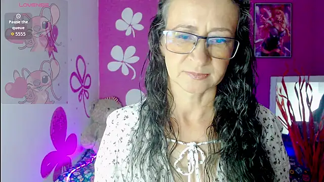 aura latinax online show from 05.01.26