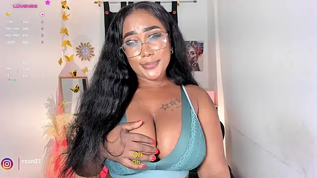 alessia anderson online show from 01.25.25