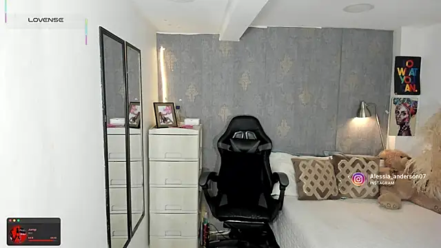 alessia anderson online show from 09.19.25