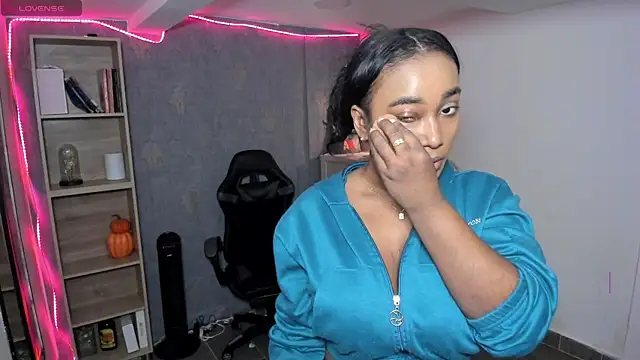 alessia anderson online show from 10.21.25