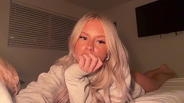 kenziesmithh online show from 05.15.26